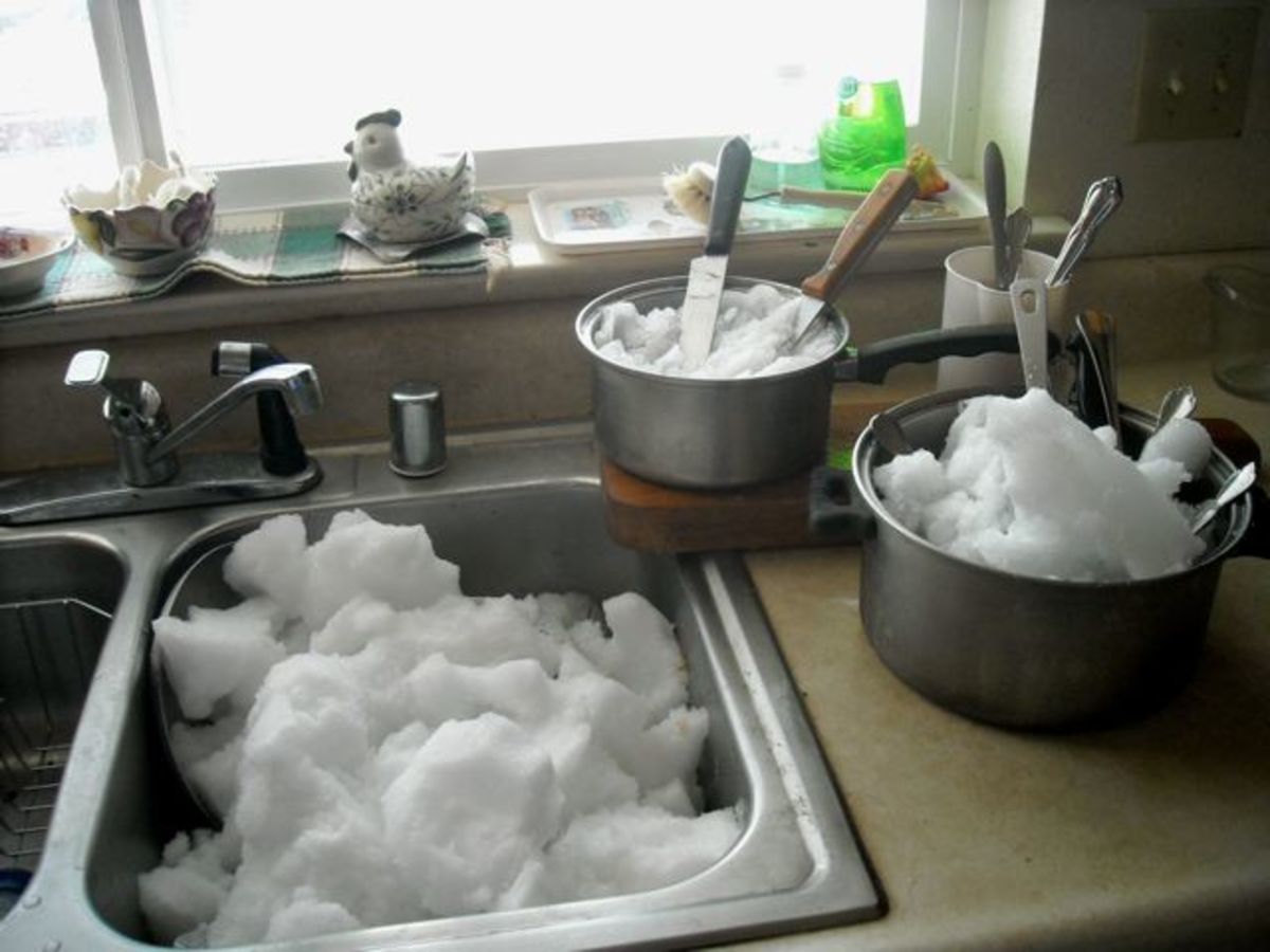 Use snow to help you do the dishes, or at least to scrub and rinse out the pots and pans.