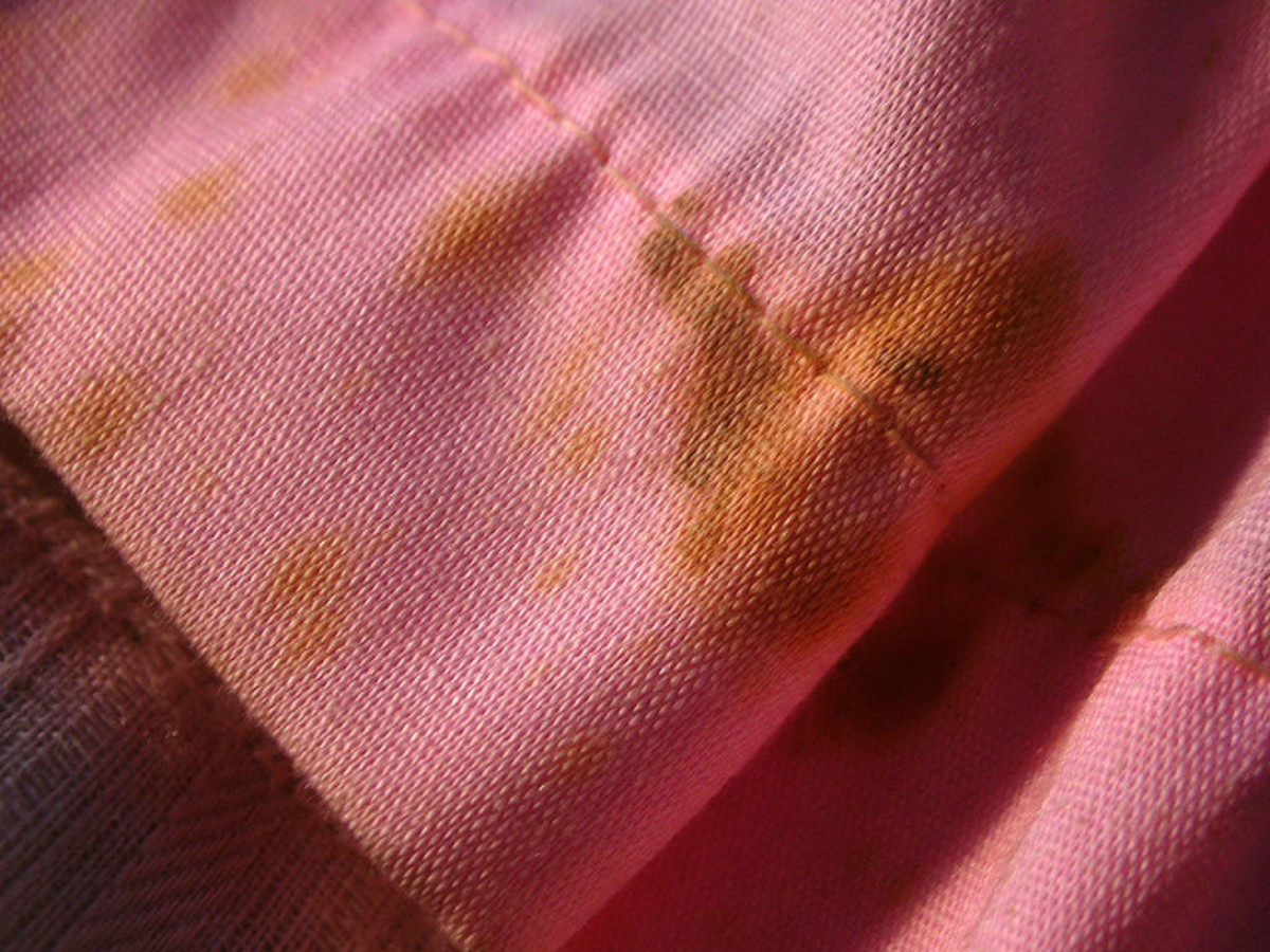 How to Remove Blood Stains From Clothes - Dengarden