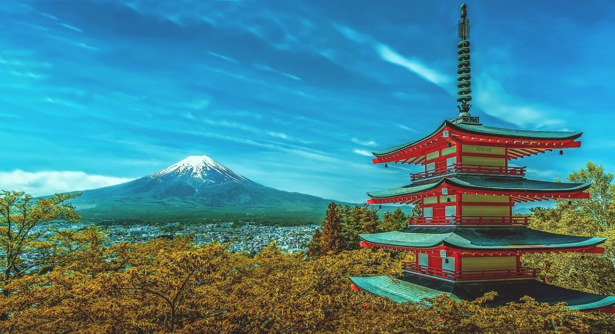 25 Commonly Asked Questions & Answers About Life in Japan