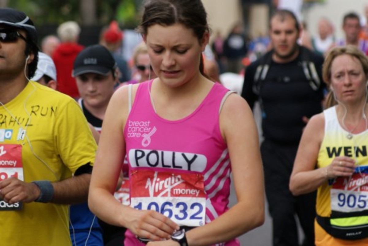 A runner in the London Marathon spreads breast cancer awareness