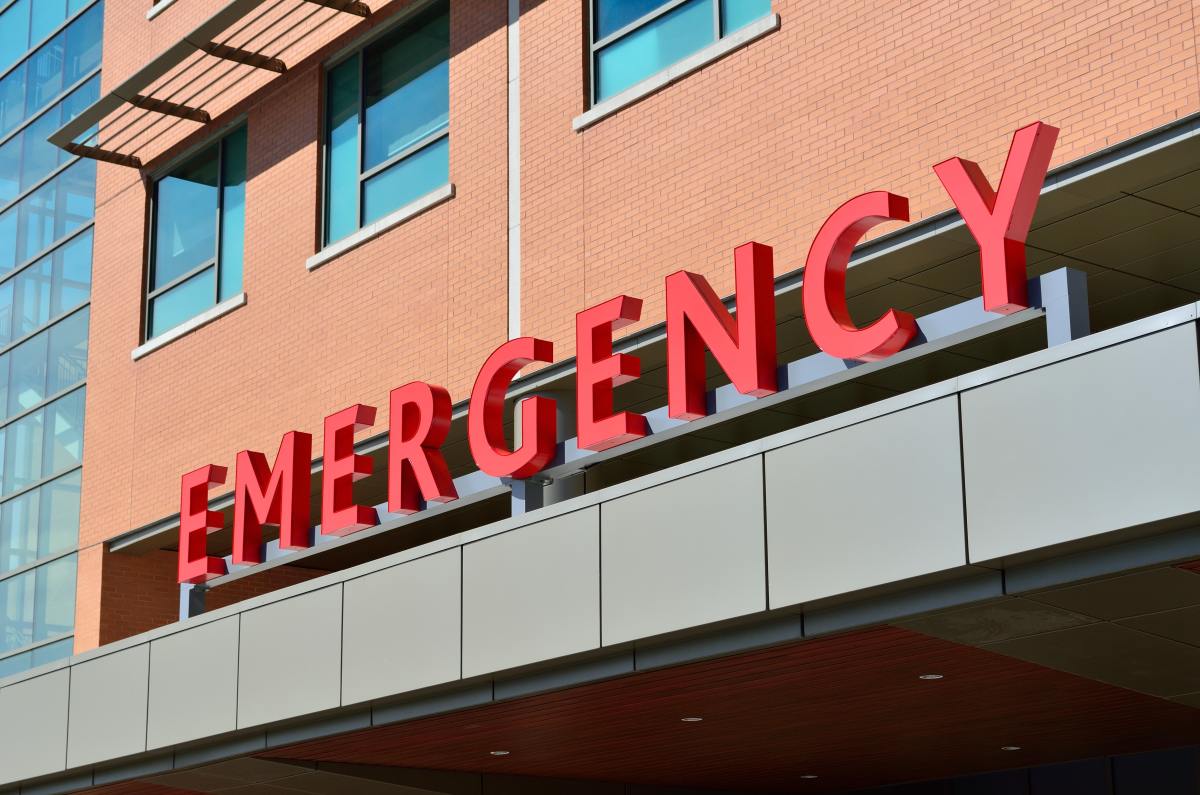 how-to-stay-out-of-the-emergency-room-when-using-medical-marijuana