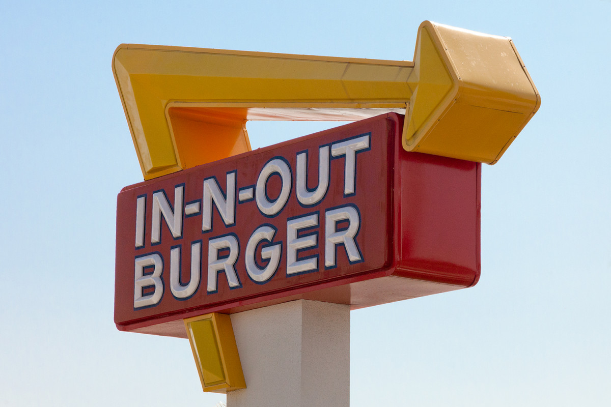 Service With a Smile: My Experience Working for In-N-Out Burger ...