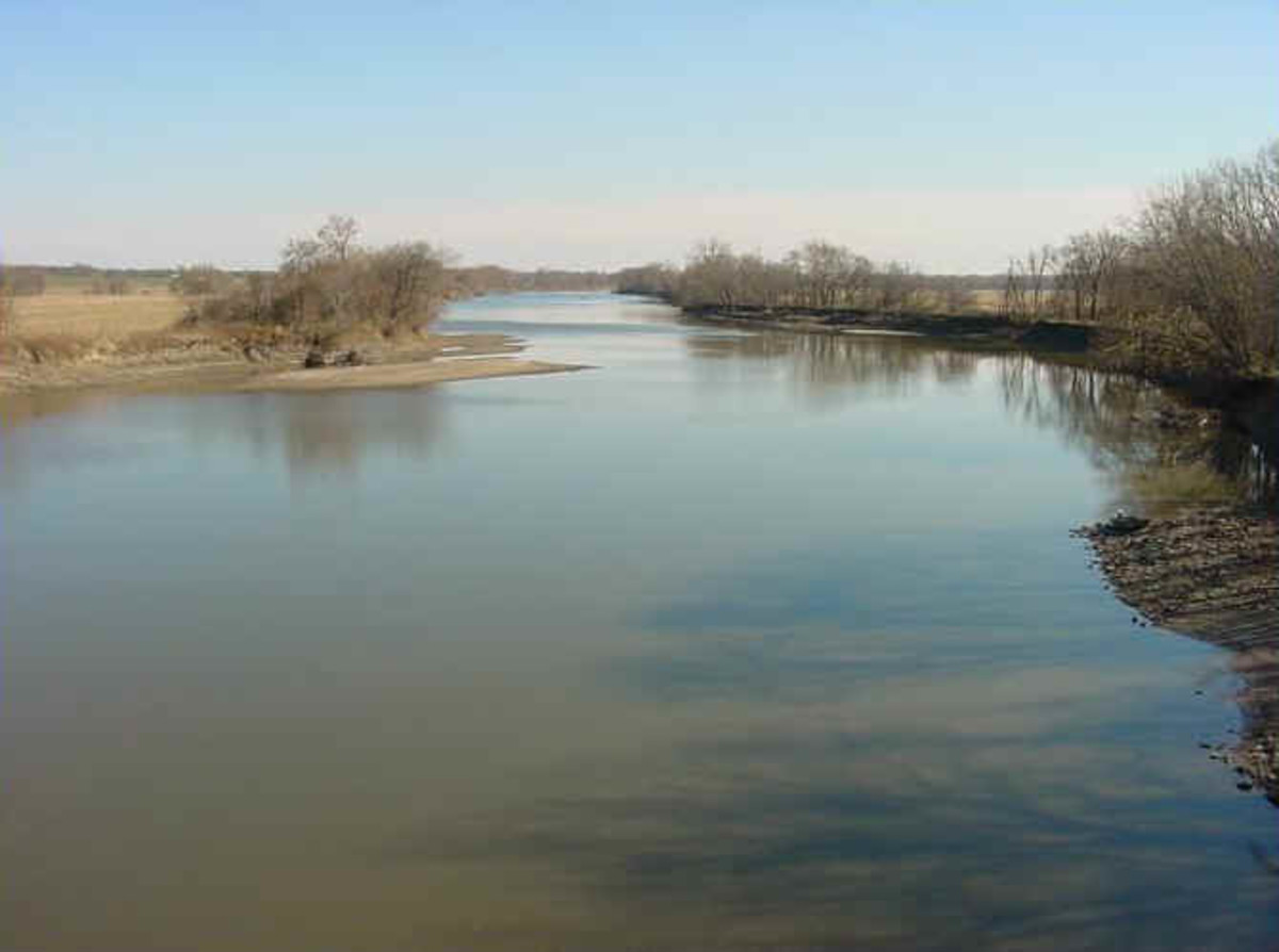 The Des Moines River (from Wikipedia)