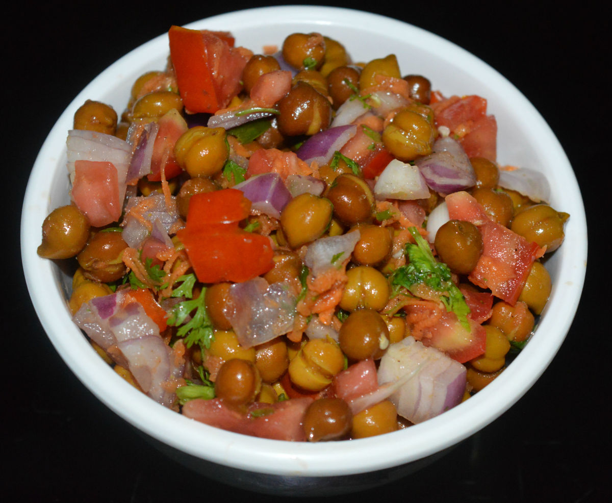 How to Make Black Chickpea Salad (Chana Chaat) Delishably