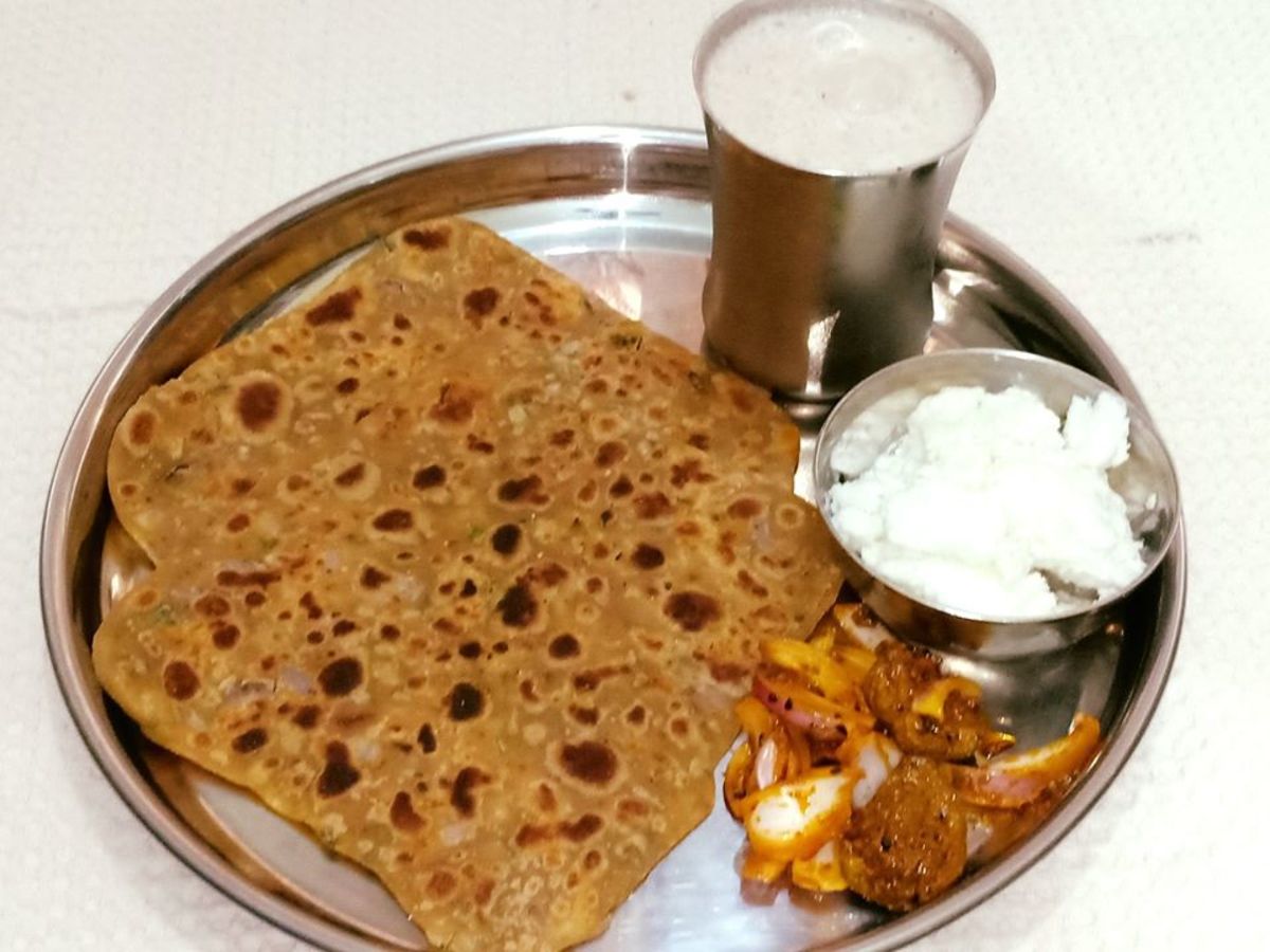 Punjabi Missi Roti (Besan Paratha) With Butter and Chhachh
