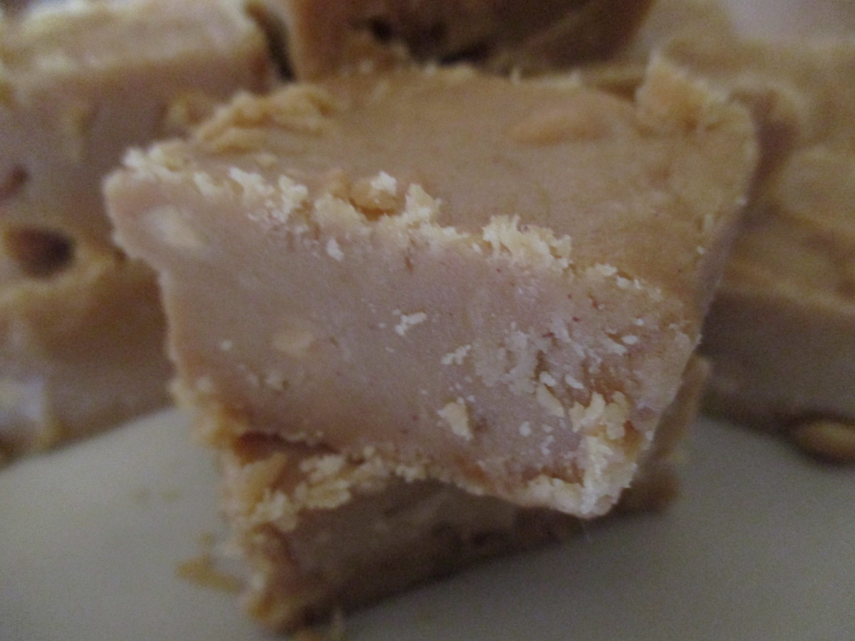 Mom's Cooking: Easy to Make Peanut Butter Fudge Recipe