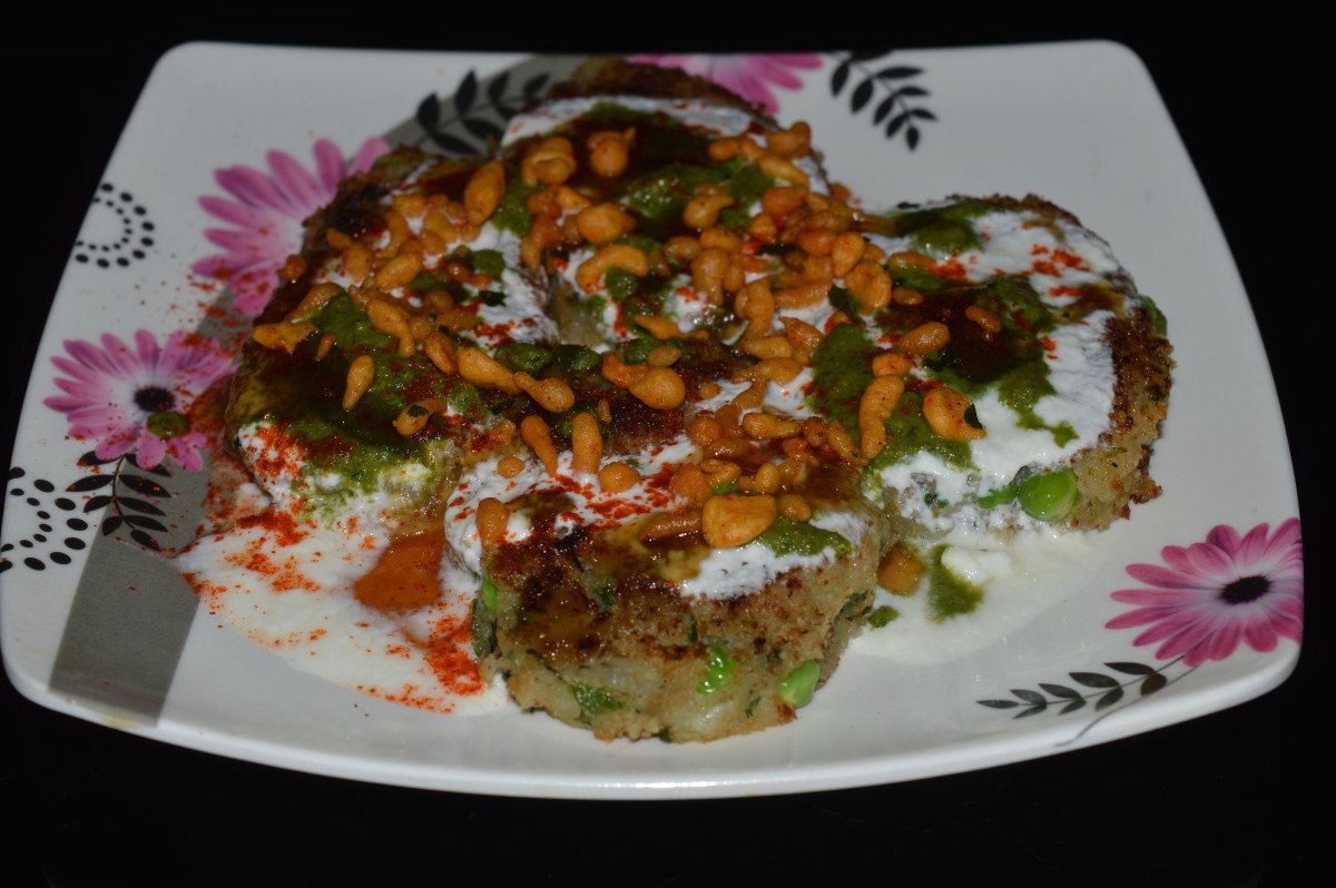 Potato Tikki Chaat & Green Chutney: Popular Indian Snack Recipe