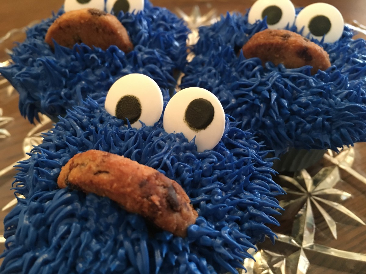 easy-cookie-monster-cupcakes