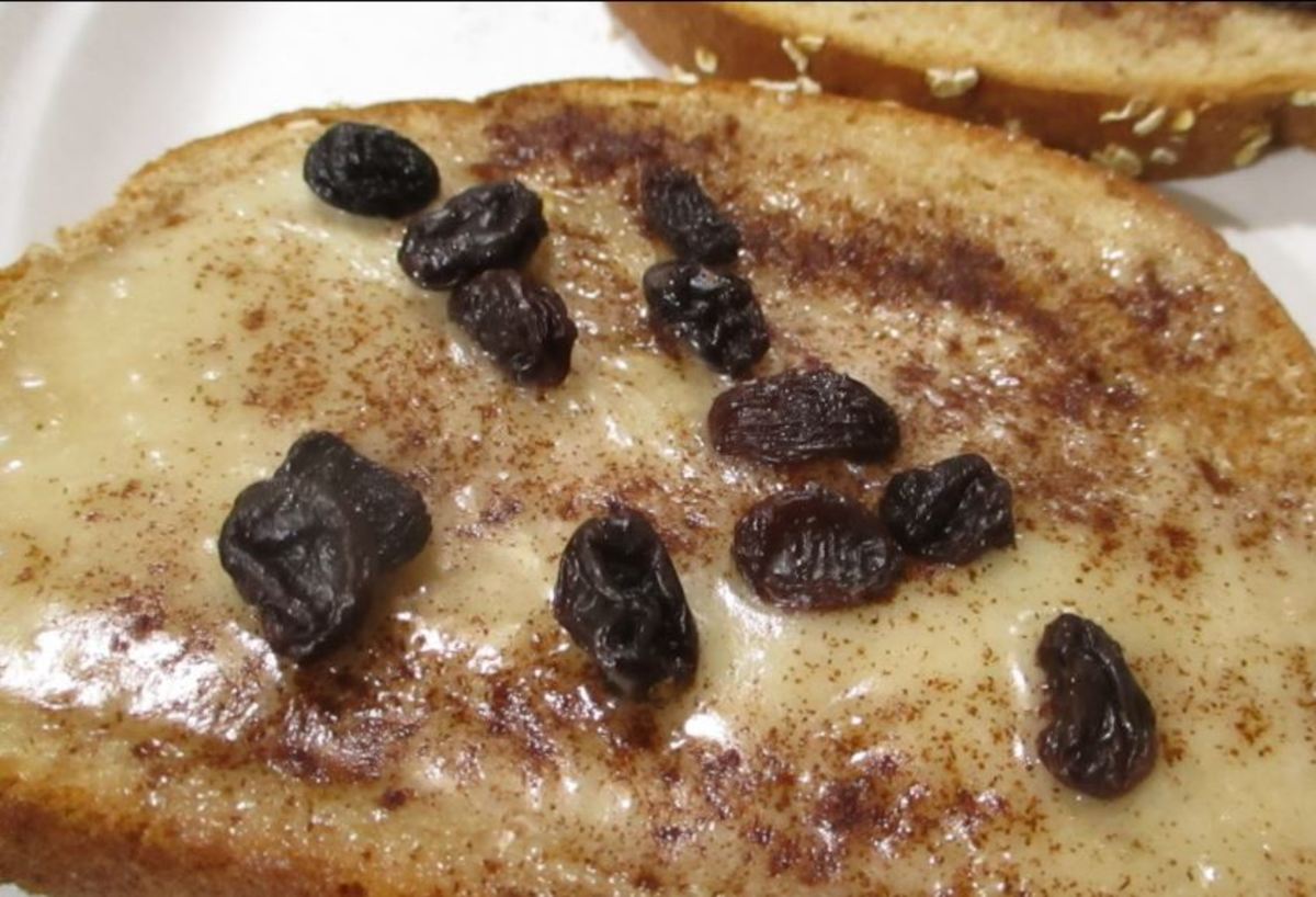 minnesota-cooking-frosted-raisin-toast-slice-by-slice