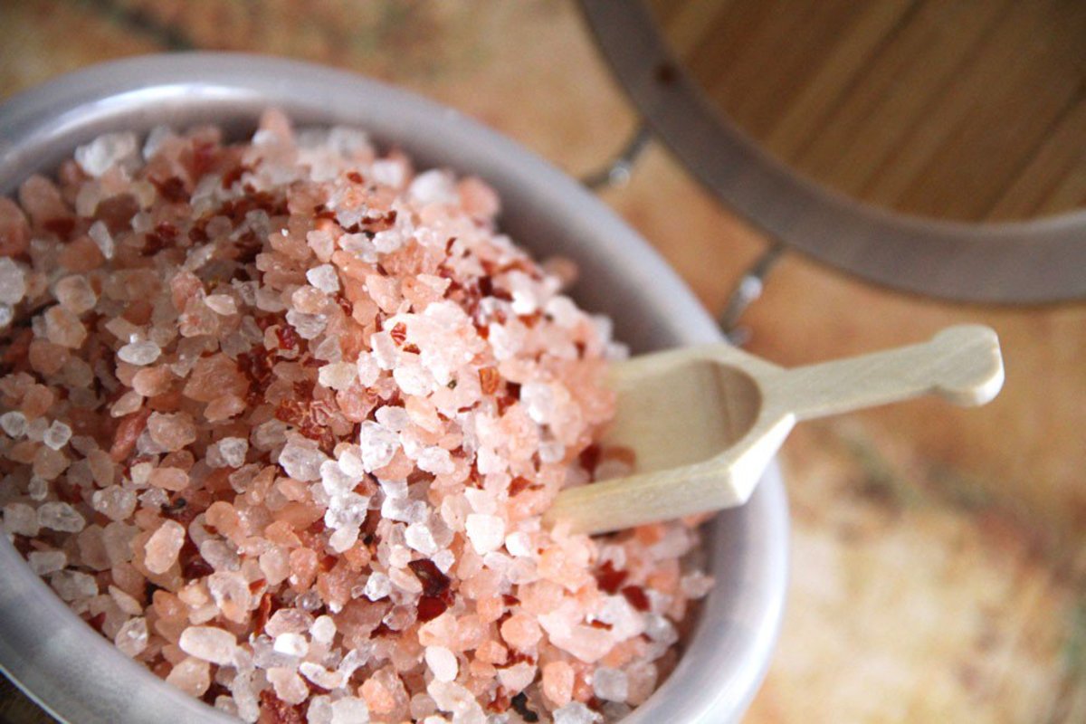 The Secret Healing Powers Of Himalayan Salt Delishably