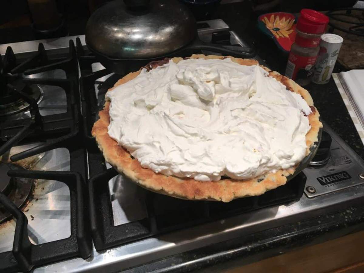 Creamy Chocolate Banana Cream Pie Recipe