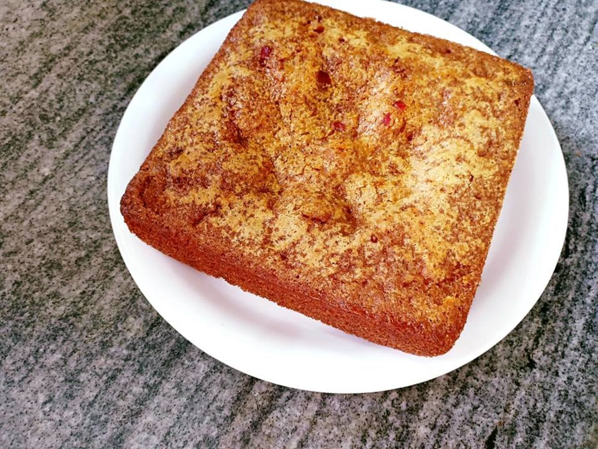 Eggless Vanilla Sponge Cake ( Pressure Cooker) recipe