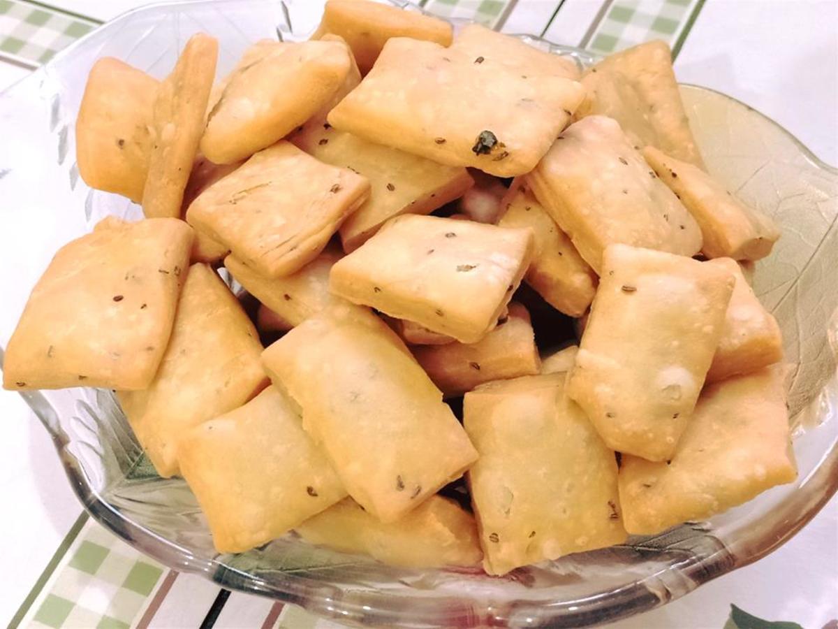 Namak pare, a satisfying anytime snack