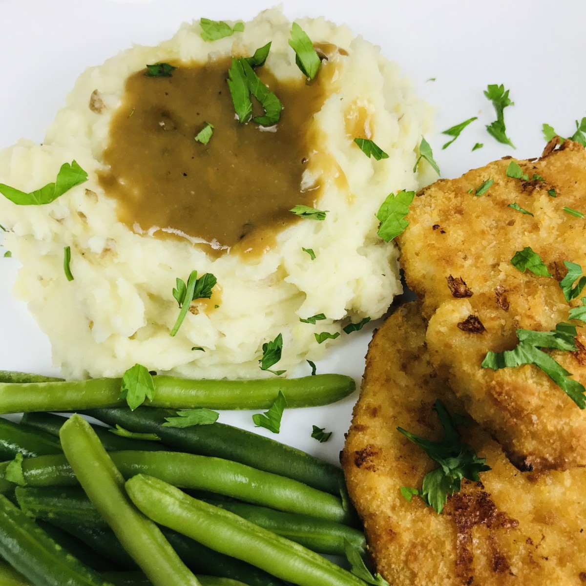 Creamy Vegan Whipped Potatoes With Garlic and White Pepper