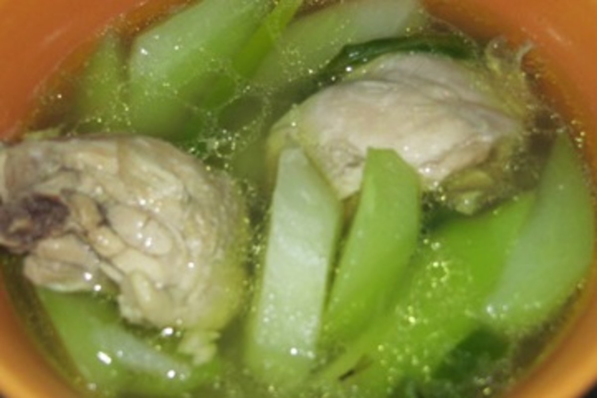 Tinolang manok is a Filipino chicken soup.