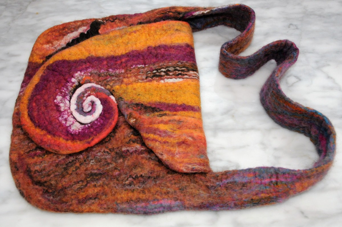 The completed wet felted spiral bag