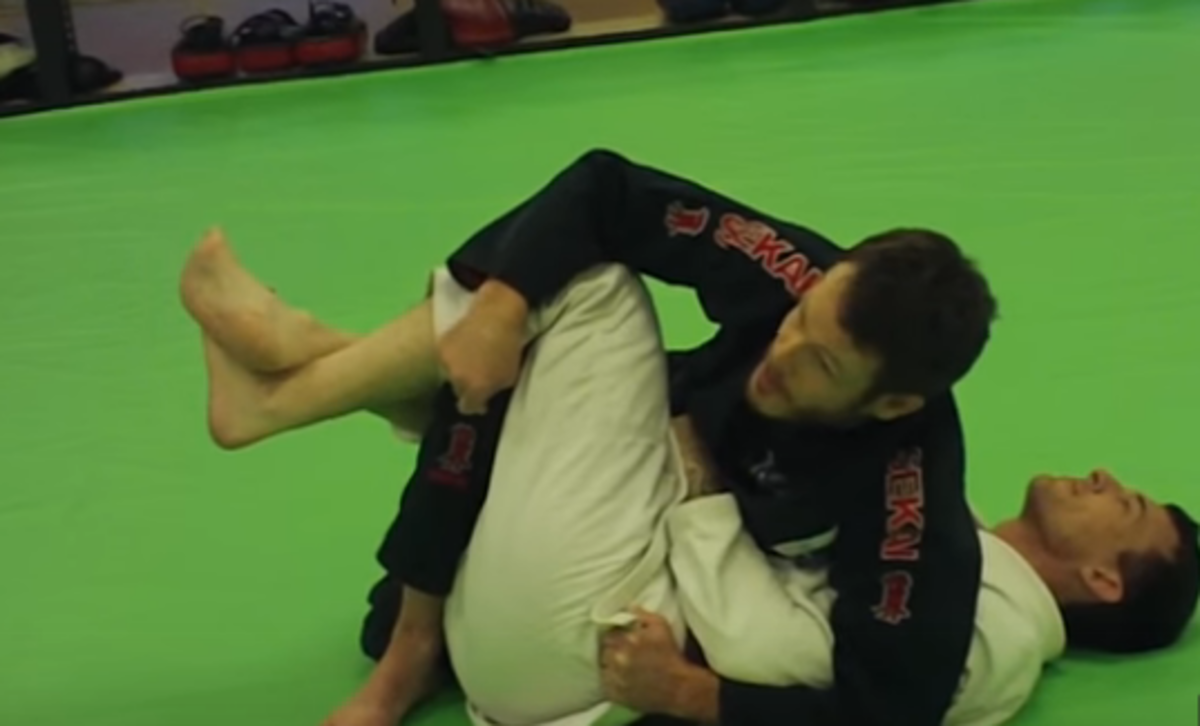 How to Pass the Half Guard:  The Hip-Switch Method (BJJ)