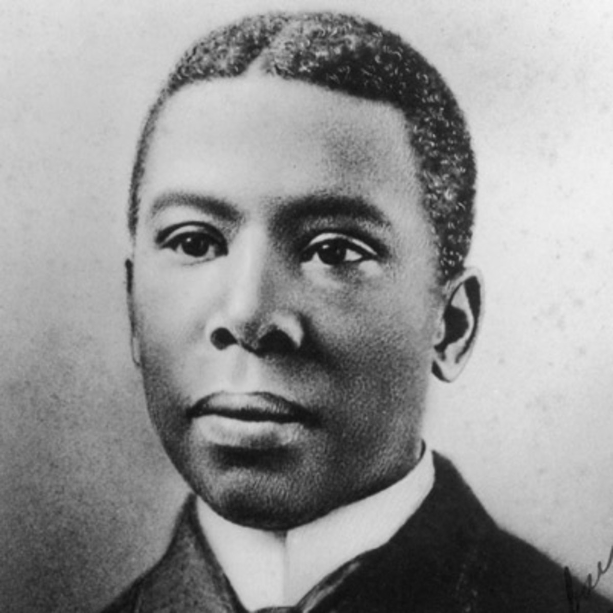 Paul Laurence Dunbar's "Sympathy"