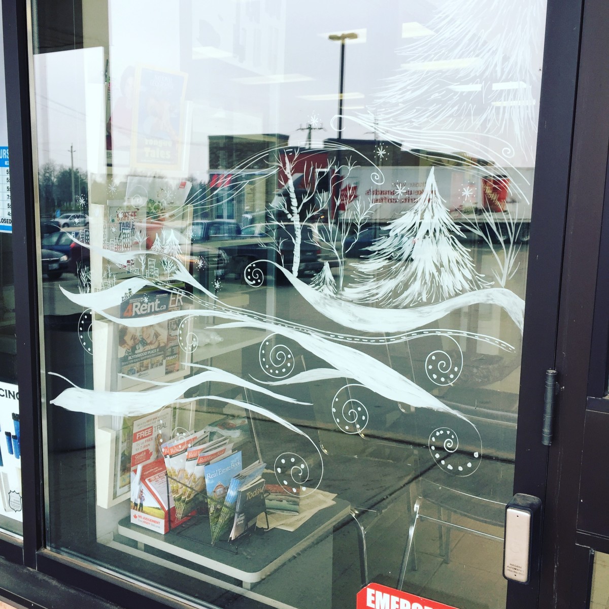 White Window Liquid Chalk Art Design for Store Design
