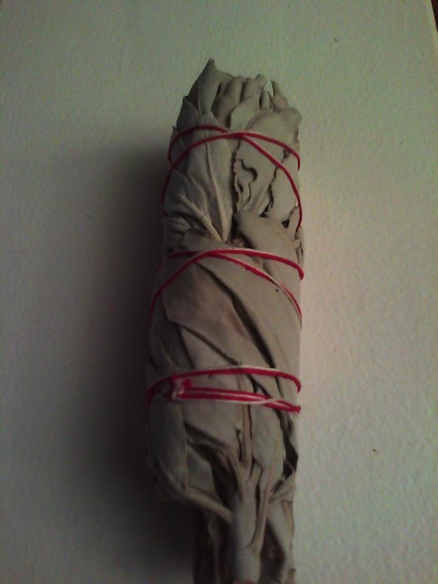 How to Perform a Sage Cleanse