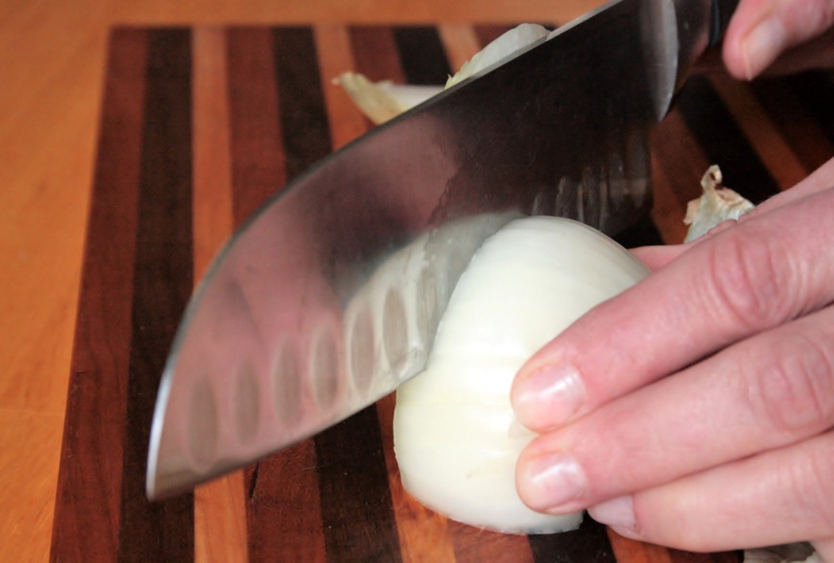 Cutting an onion can help relieve sinuses.