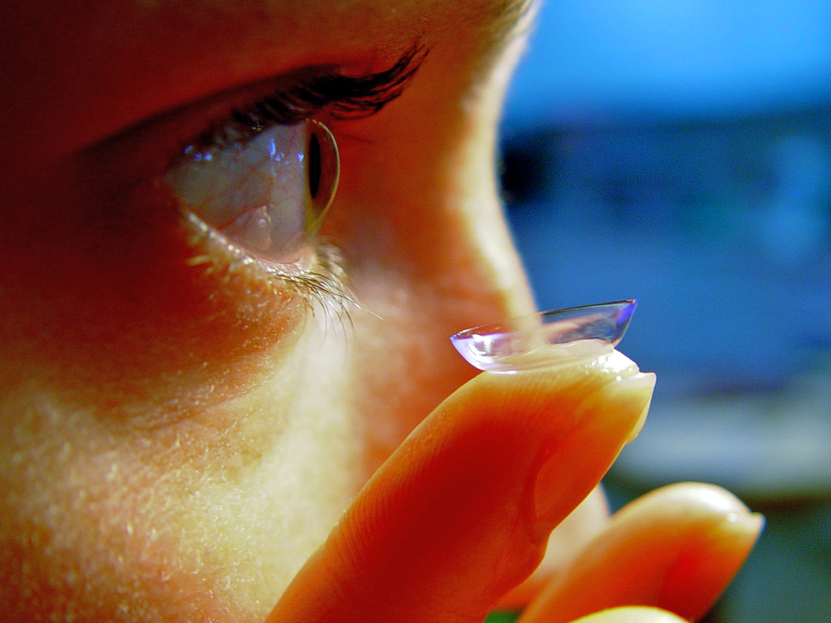 Over 50% of all contact lens users worldwide develop dry eye symptoms. 