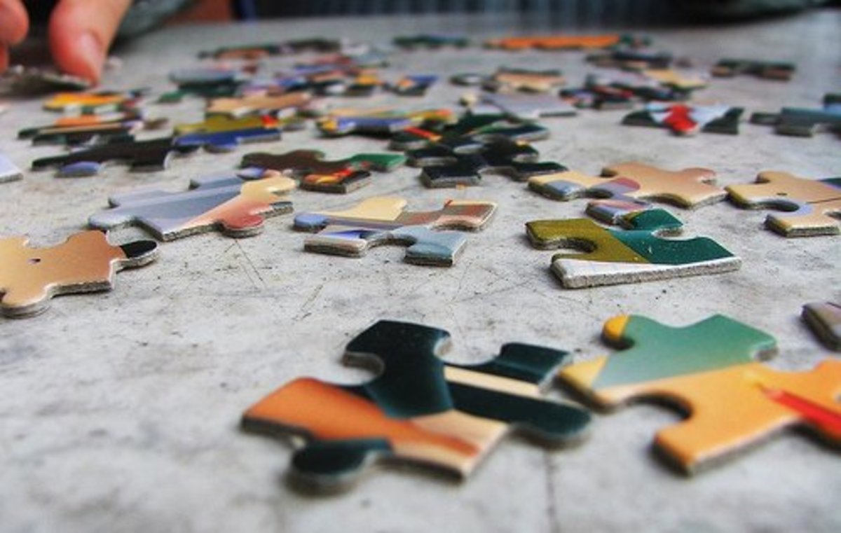 How To Do Jigsaw Puzzles Like An Expert 6 Tips HobbyLark