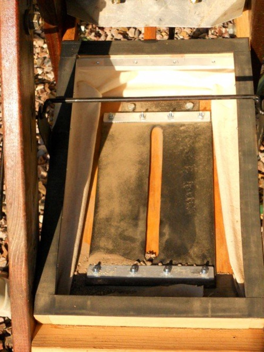 The release lifted with the riffle box removed. 