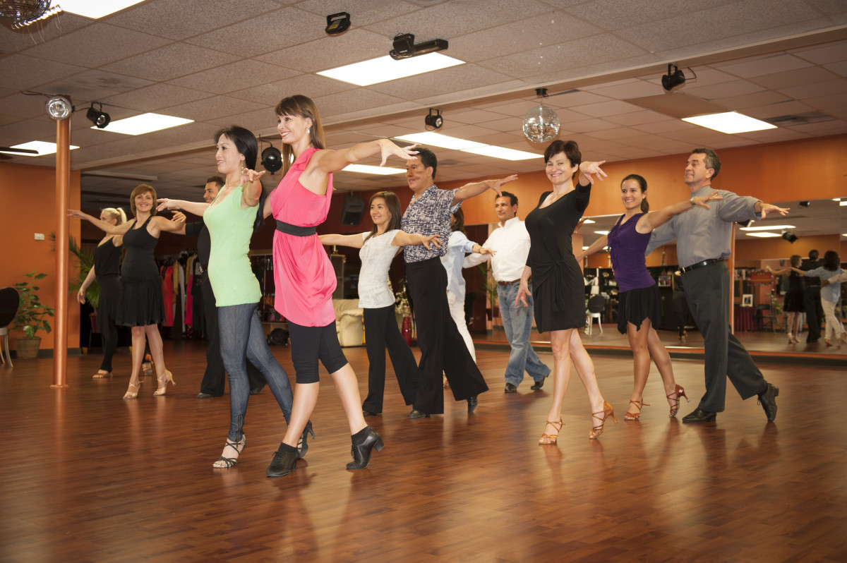 What Should Women Wear to Salsa Lessons 
