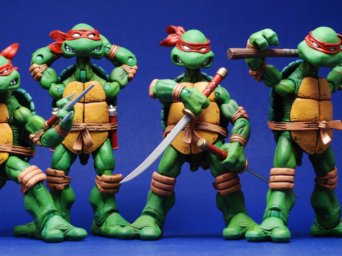 Green toy turtles? Yes, please!