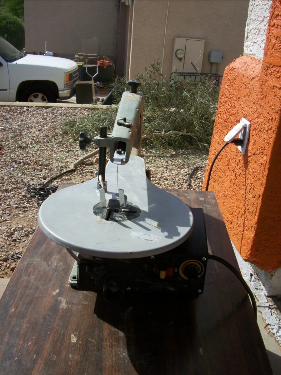 A Central Machinery scroll saw
