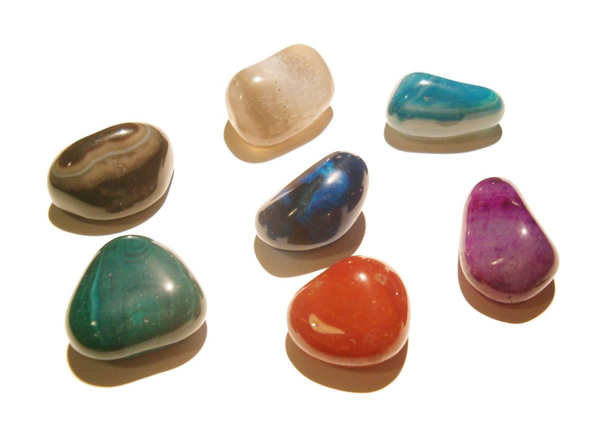 Agates of different colours