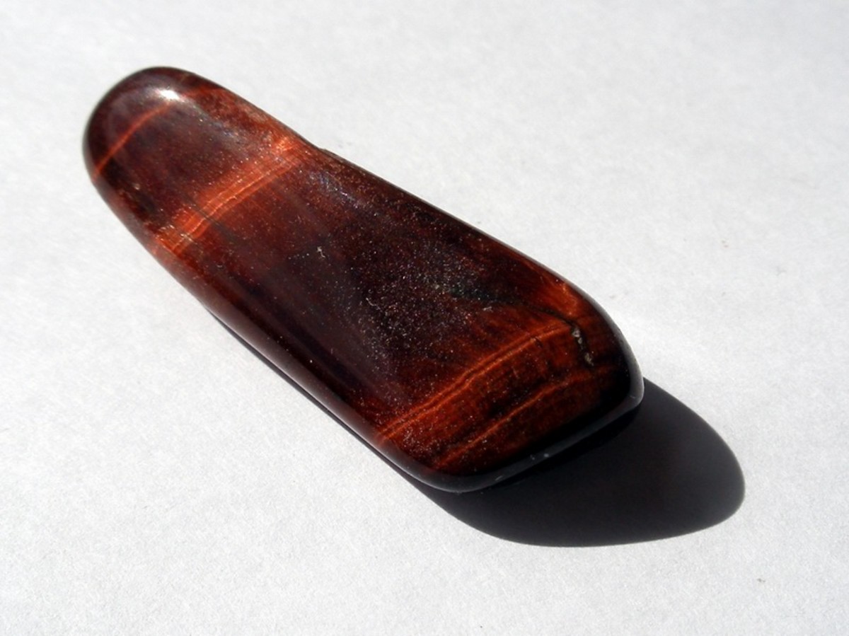 Red tiger's eye brings passion and determination to those around it. 
