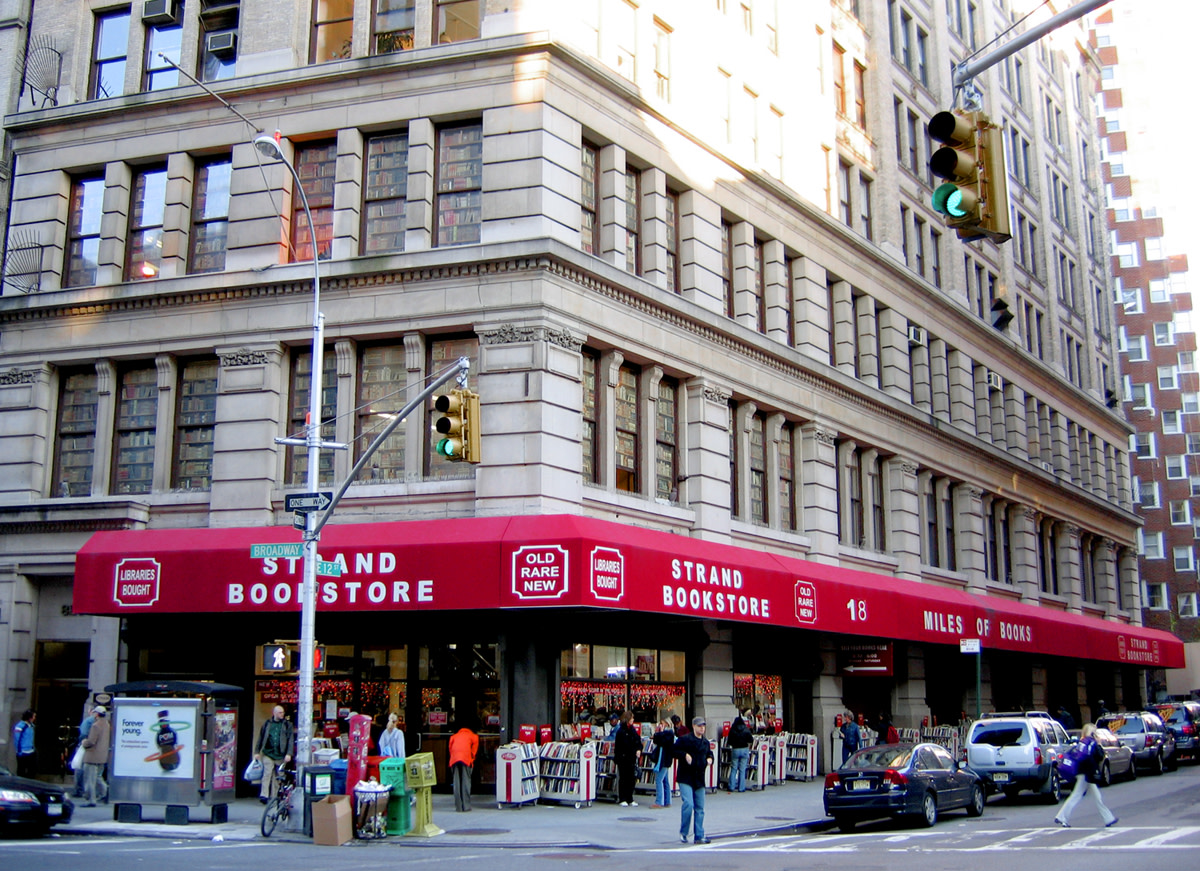 10 New York Bookstores Everyone Should Visit Before They Disappear 