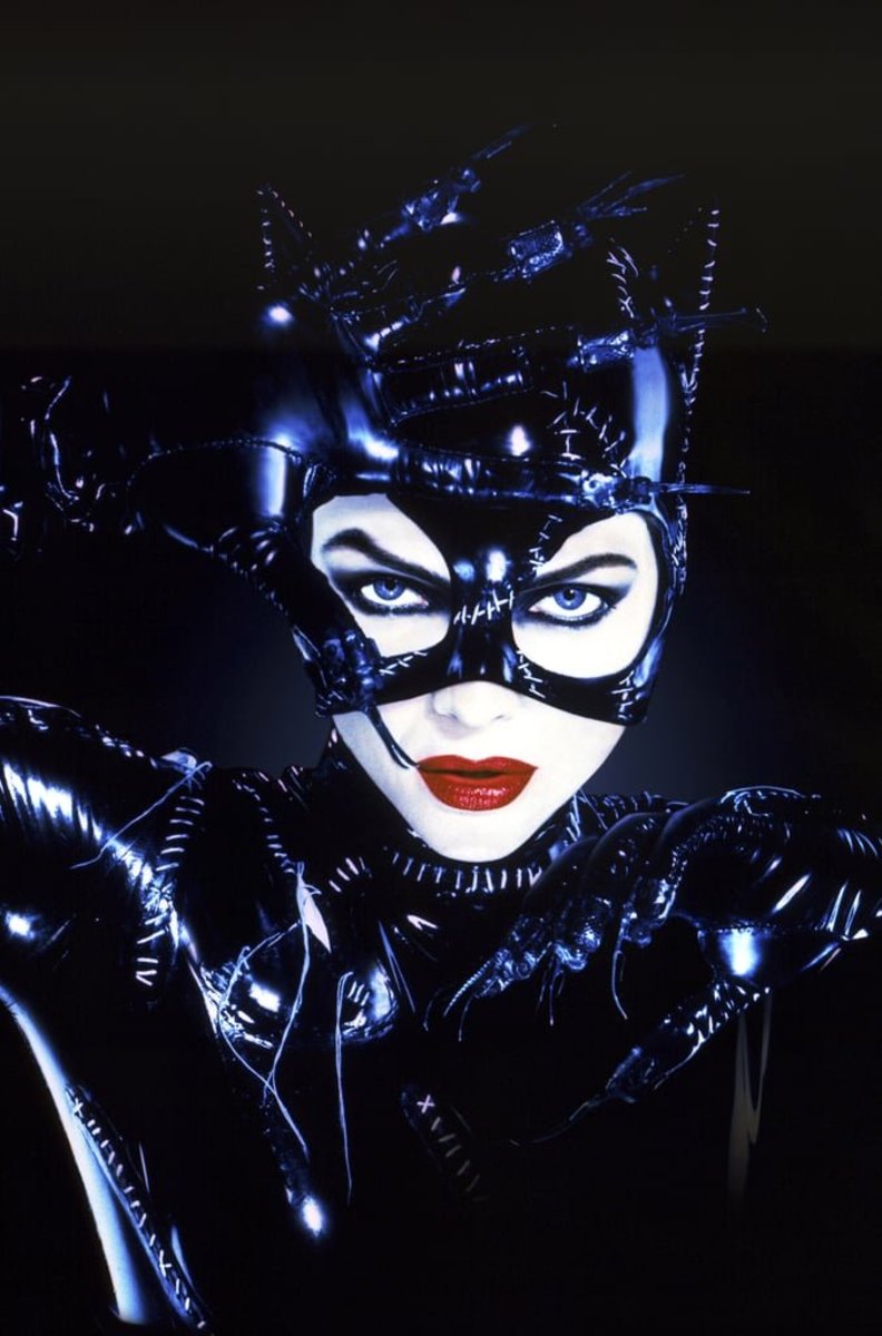 Everyone has their personal favorites when it comes to the best fictional characters of the DC universe. But I stand by my claim that Michelle Pfeiffer is the best Catwoman (and my favorite). 