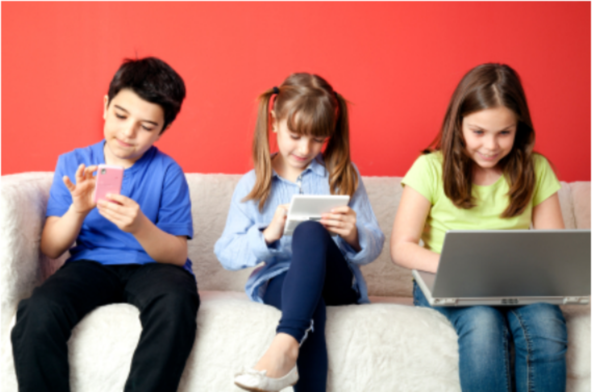 5 Reasons Parents Should Limit Screen Time and How to Do It