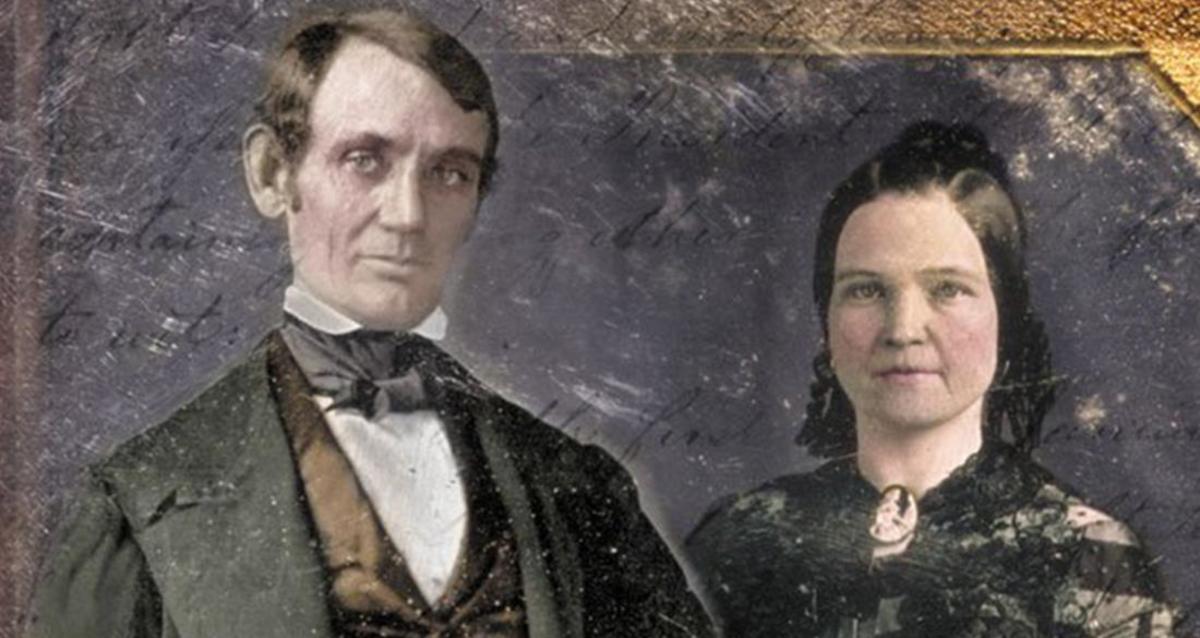  A daguerreotype of Abraham Lincoln and Mary Todd Lincoln.