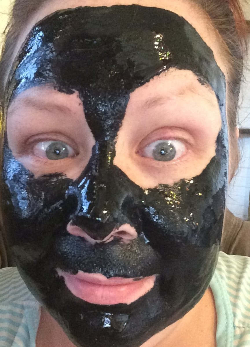 skincare-reviews-scuddles-black-mask-blackhead-remover-purifying-black-peel-off-mask
