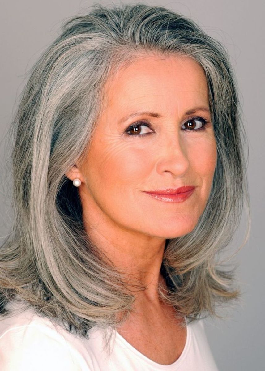 Pin by Avis Ferguson on Aging naturally and “graysfully” | White hair  beauty, Gray hair beauty, Beautiful gray hair