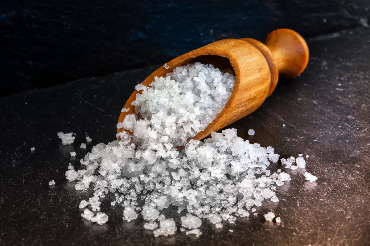 Various salts contain trace minerals like copper, magnesium iron, and calcium that can help reduce inflammation and open up your pores.