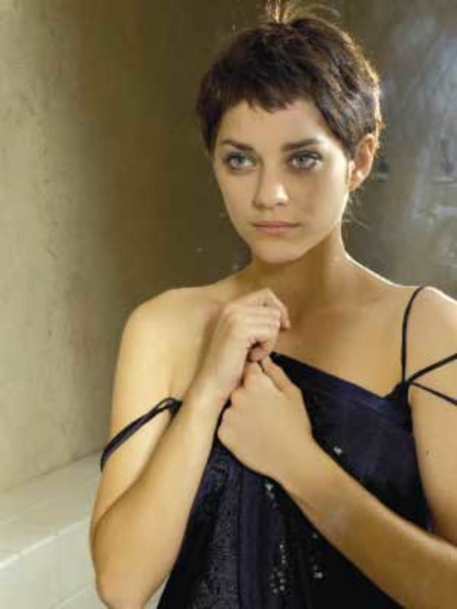 Women With Short Hair Are Beautiful: 10 Attractive Actresses With Short Hair  - Bellatory