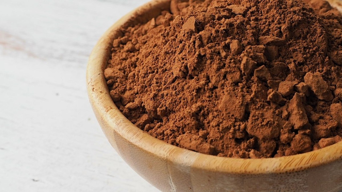 Cocoa isn't just the main ingredient in your favorite treat anymore—it's an at-home hair-dye method too!