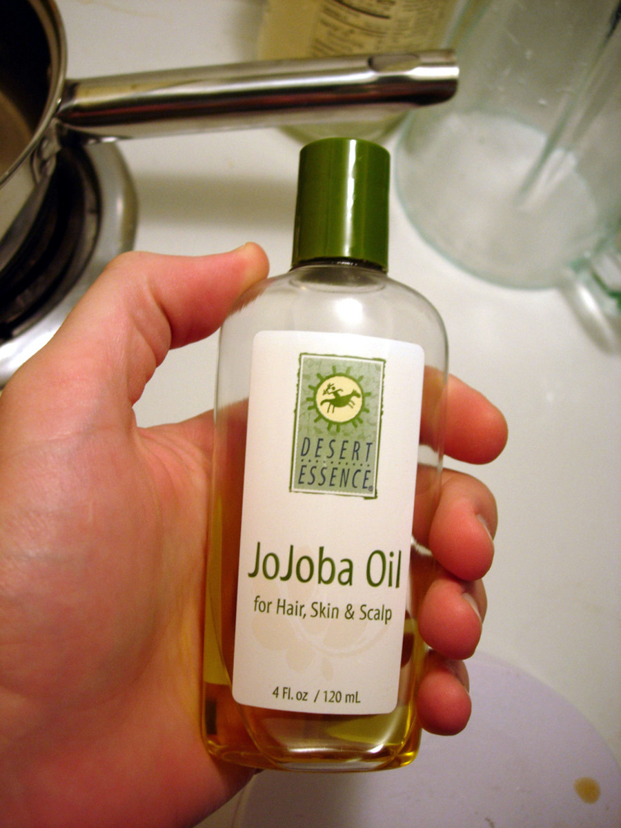 Jojoba oil extracted from the seeds is odorless, colorless and stable. A widely used carrier oil in aromatherapy and cosmetics.