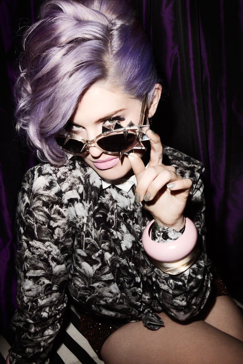 Kelly Osbourne rocking lavender hair.