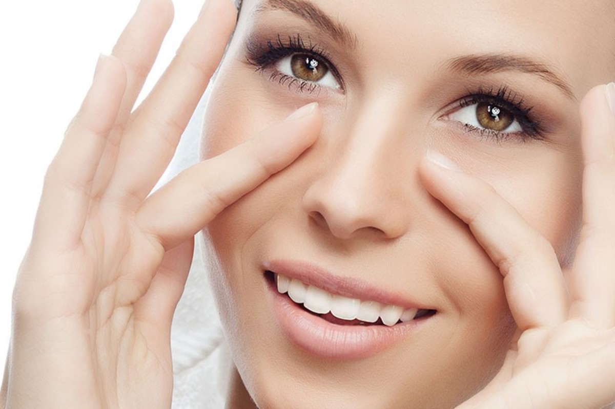 How do you get rid of dark circles under your eyes? Using specific skin care products, diy home remedies and concealer