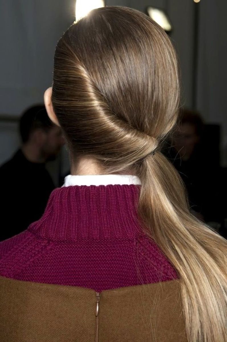 For those days when you don't want braids, a twisted side ponytail is a cute option.