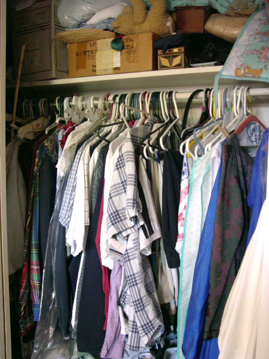 Tips for Selling Your Gently-Used Clothing at Clothes Mentor or