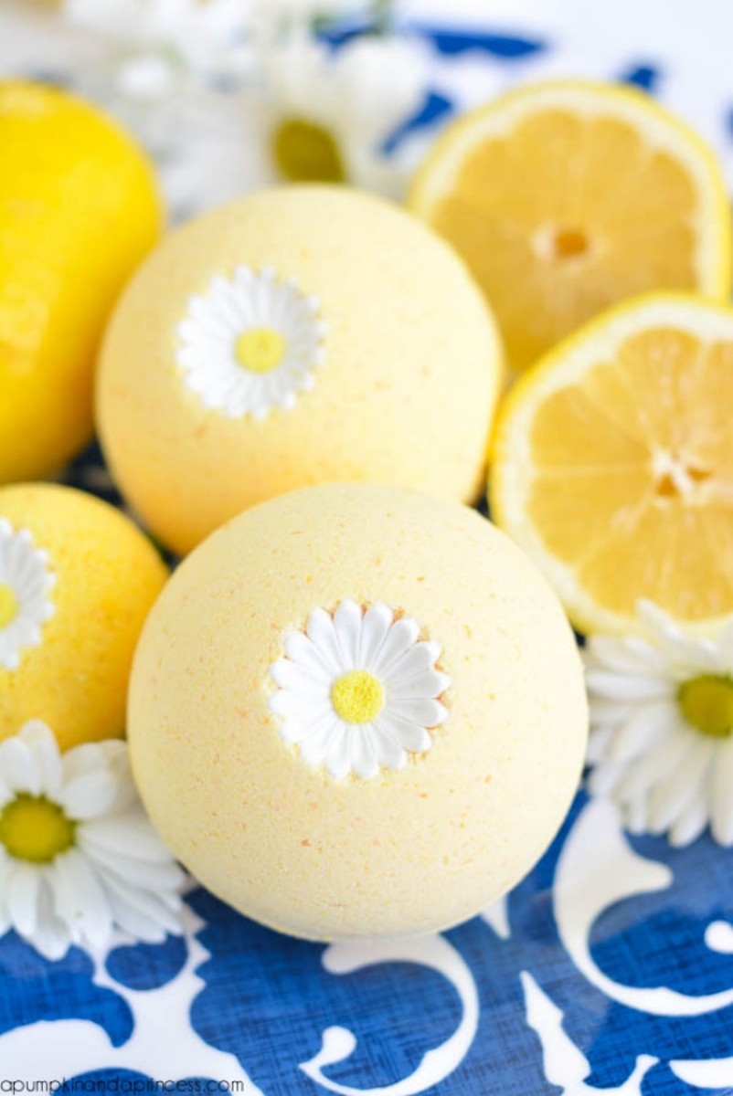 Lemon Bath Bomb