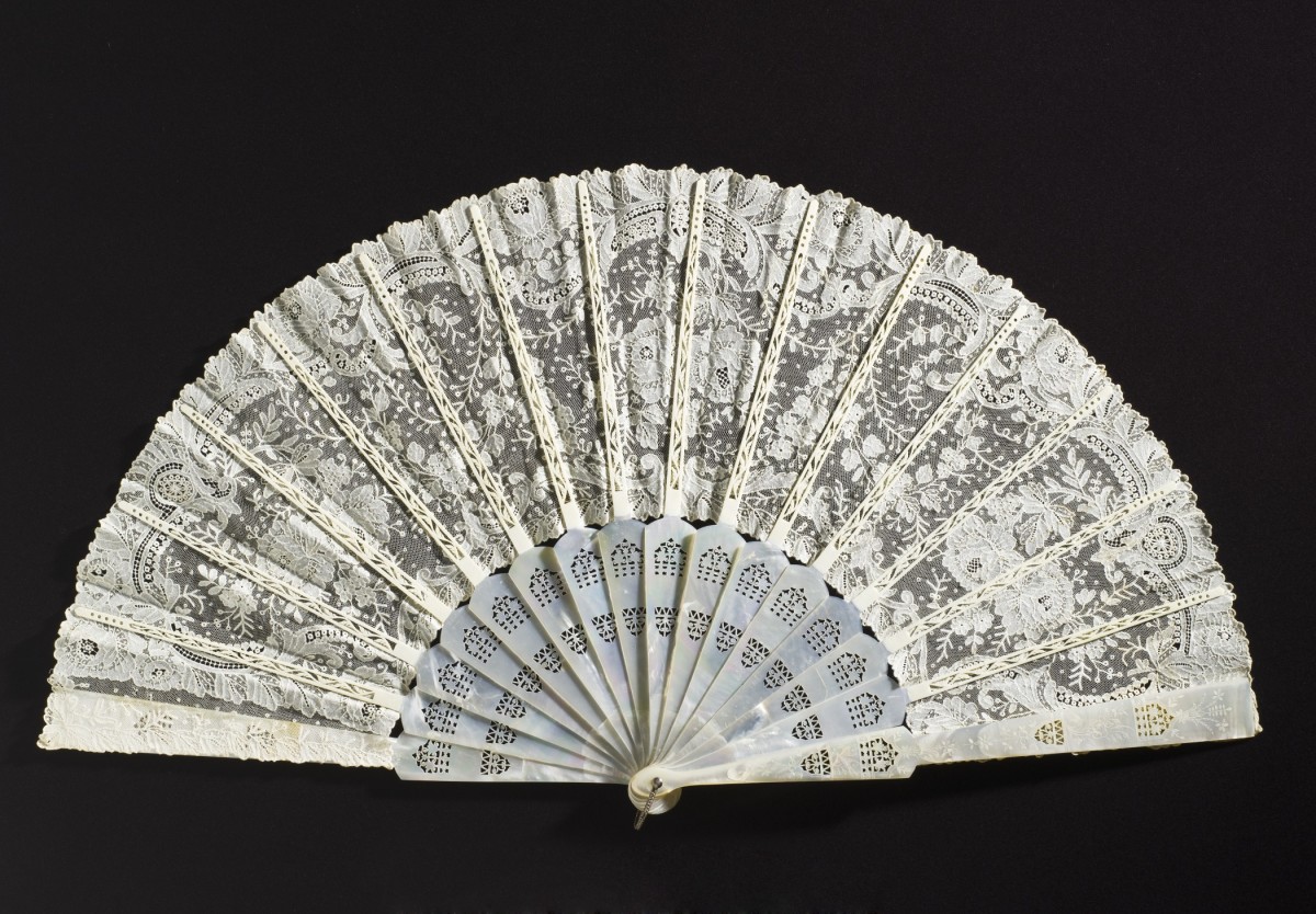 Fan constructed of bone, cotton lace, mother of pearl and metal 1880s