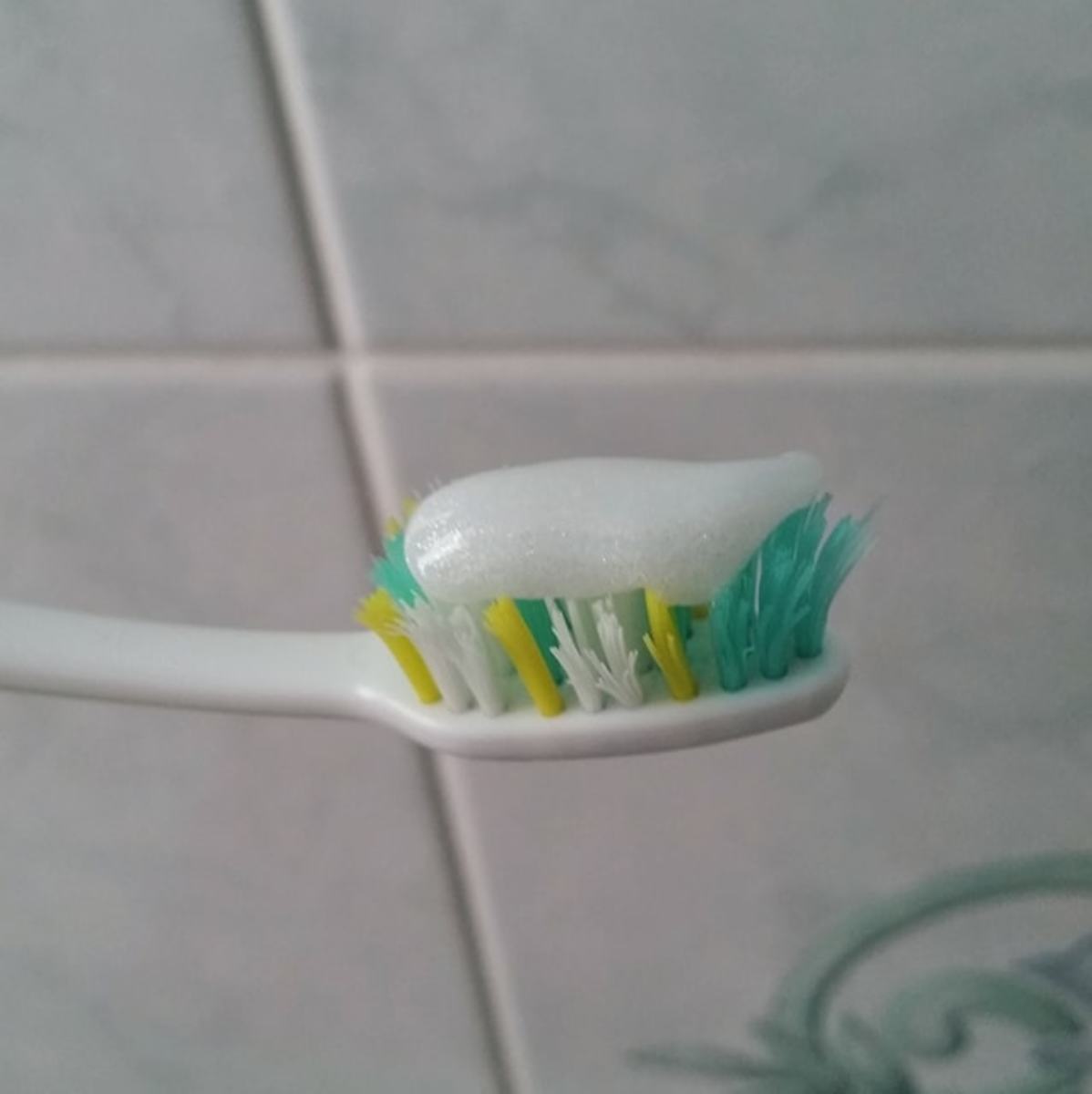 How much of the Regenerate Enamel Science Advanced Toothpaste I used each time I brushed.